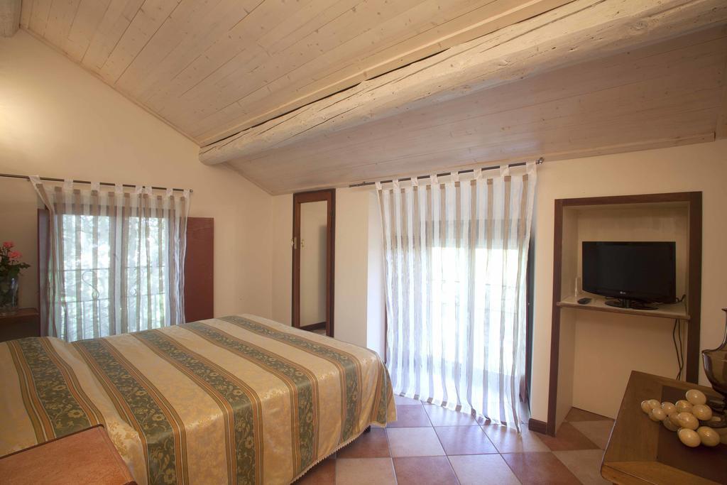 Agriturismo Il Bove Reggio Emilia Habitación foto