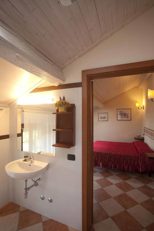 Agriturismo Il Bove Reggio Emilia Habitación foto