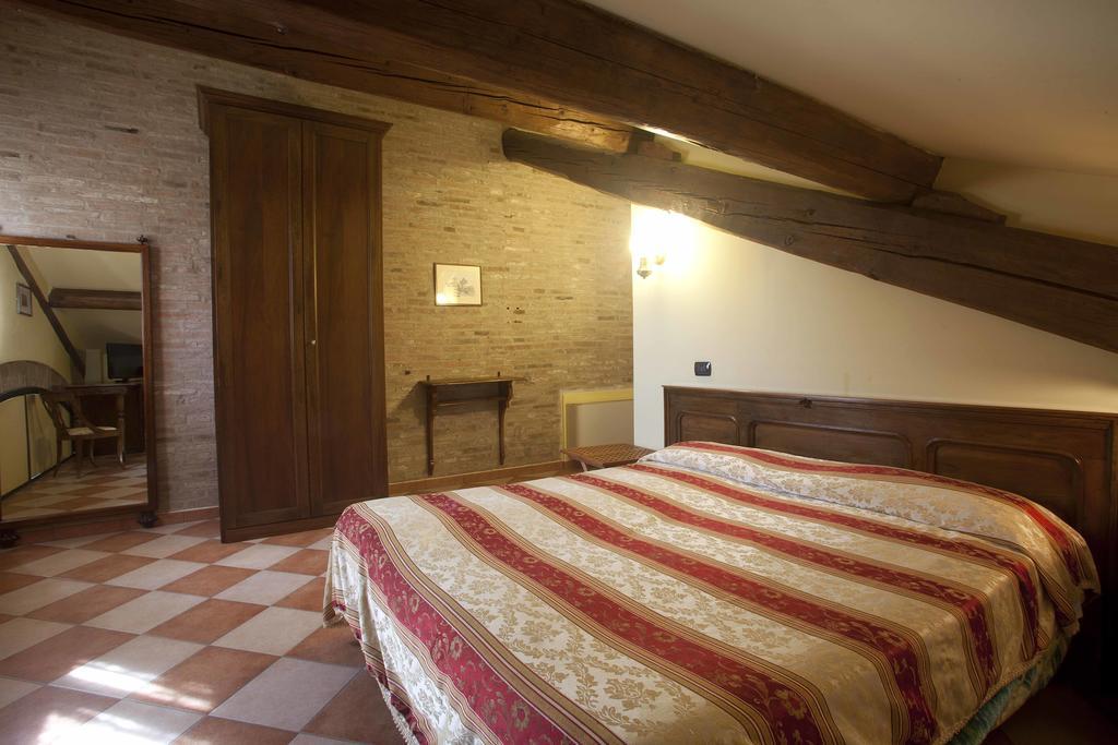 Agriturismo Il Bove Reggio Emilia Habitación foto